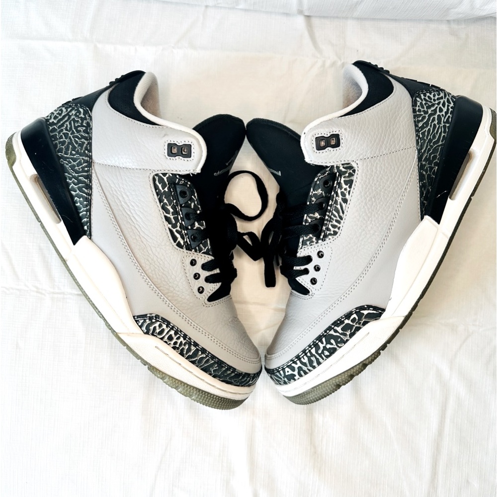 Air Jordan 3 Retro “Wolf Grey”